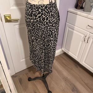 Bobeau Black and Cream Animal Print Midi Skirt